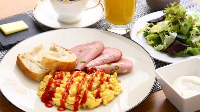 【朝食付】フレンチレストランの朝食　選べるプレート3種類【アパは映画もアニメも見放題】
